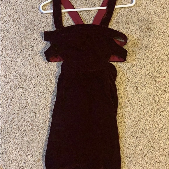 Dresses & Skirts - Forever 21 Red Velvet Dress